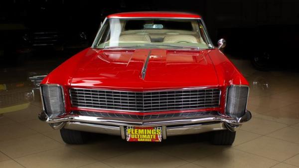 1965 Buick Riviera 