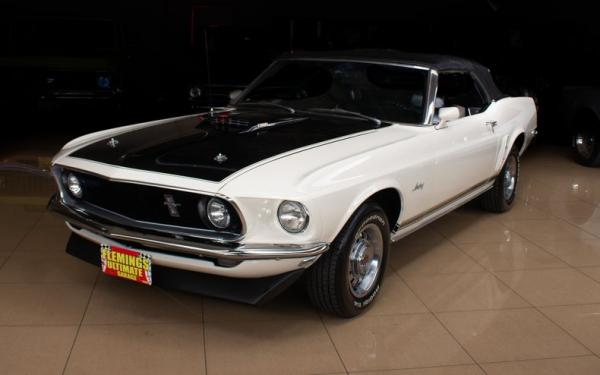 1969 Ford Mustang GT Convertible Tuxedo edition 