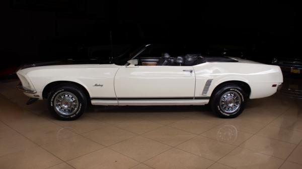 1969 Ford Mustang GT Convertible Tuxedo edition 