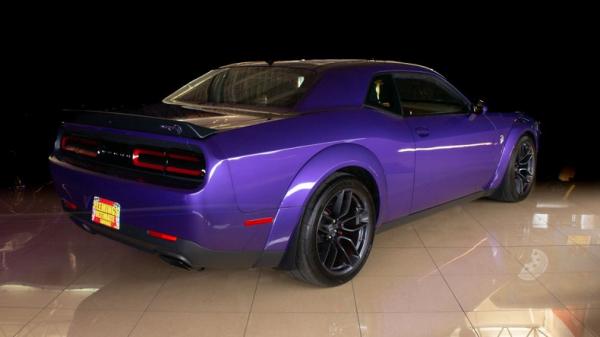 2019 Dodge Challenger Hellcat widebody 