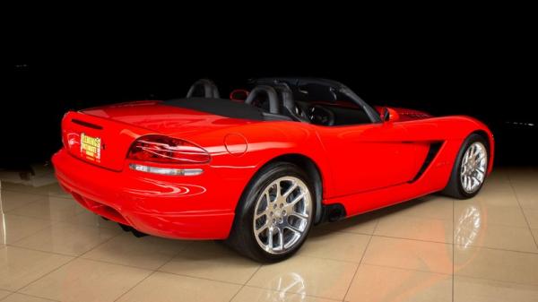 2003 Dodge Viper SRT-10 