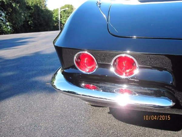 1961 Chevrolet Corvette Dual Quads - Great Video