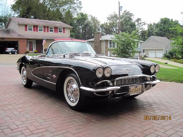 1961 Chevrolet Corvette Dual Quads - Great Video