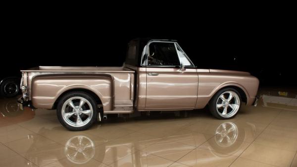 1967 Chevrolet C-10 Pro touring LS 