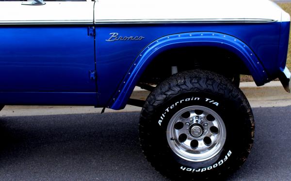 1975 Ford Bronco Pro Touring 4x4 with less than 100 test miles!!