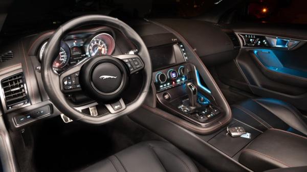 2016 Jaguar F-TYPE R convertible 