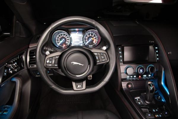 2016 Jaguar F-TYPE R convertible 