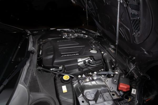 2016 Jaguar F-TYPE R convertible 