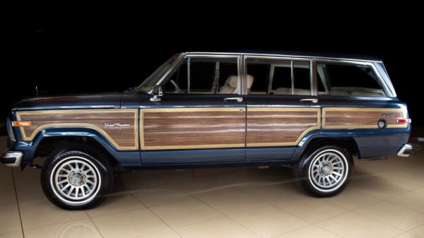 1989 Jeep Grand Wagoneer 4X4 