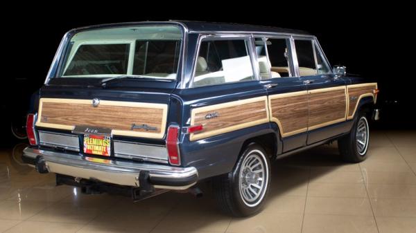 1989 Jeep Grand Wagoneer 4X4 