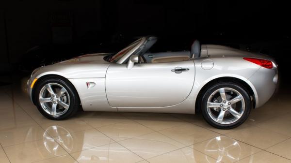 2006 Pontiac Solstice Convertible 