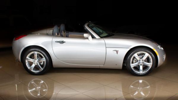 2006 Pontiac Solstice Convertible 