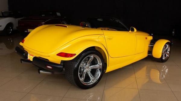 2002 Chrysler Prowler 