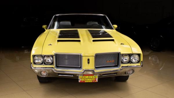 1972 Oldsmobile Cutlass 442 Convertible 