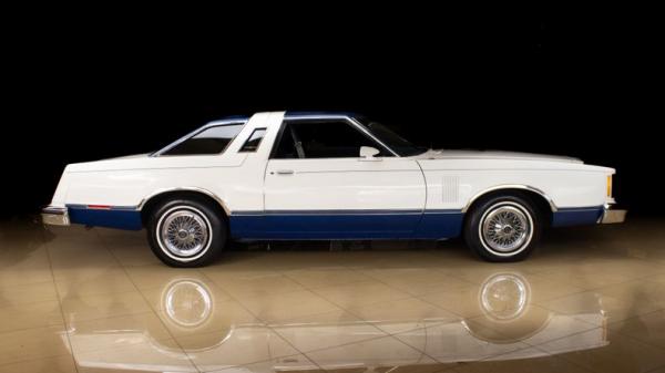 1977 Ford Thunderbird 