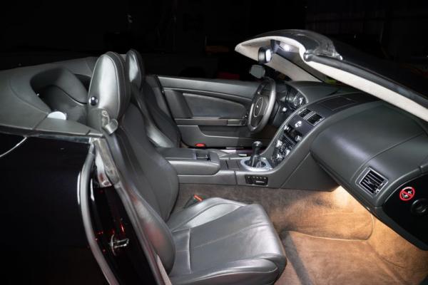 2009 Aston Martin Vantage Roadster rare 6 speed 