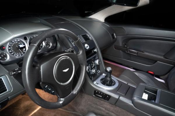 2009 Aston Martin Vantage Roadster rare 6 speed 