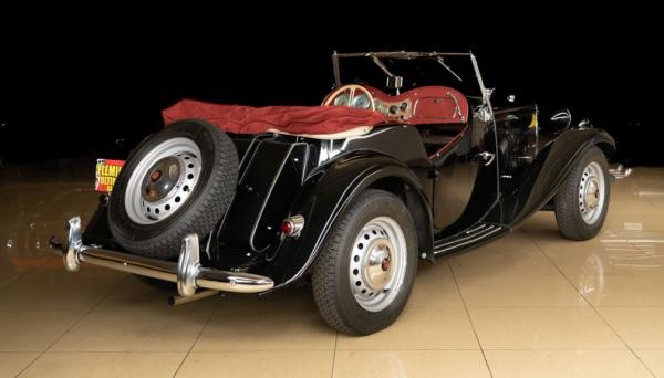 1953 MG TD Roadster 