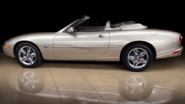 1999 Jaguar XK8 Convertible 