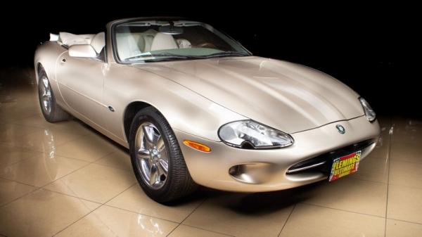 1999 Jaguar XK8 Convertible 