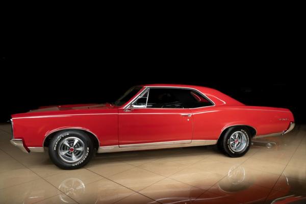 1967 Pontiac GTO 