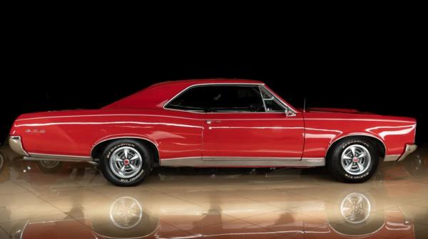 1967 Pontiac GTO 