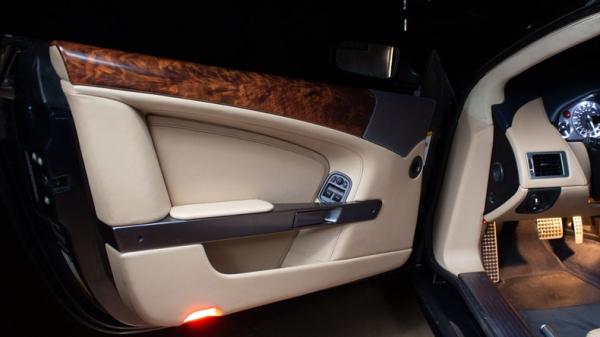 2007 Aston Martin DB9 Volante convertible 
