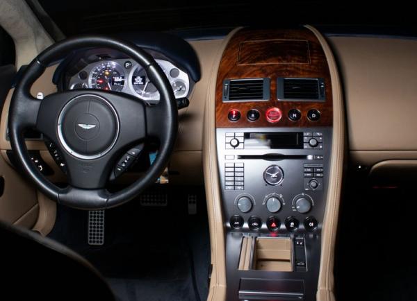 2007 Aston Martin DB9 Volante convertible 