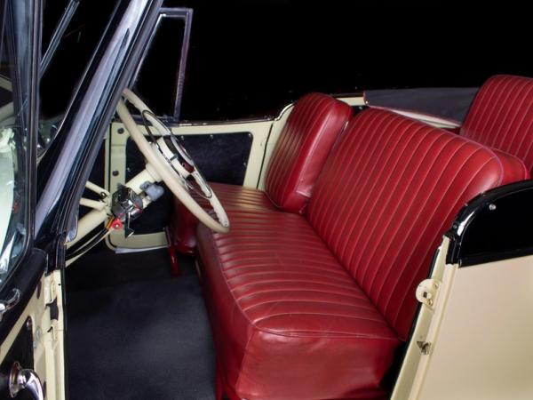 1949 Willys Jeepster 