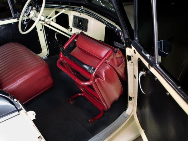 1949 Willys Jeepster 
