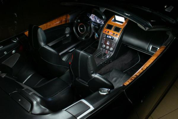2007 Aston Martin DB9 Volante convertible 