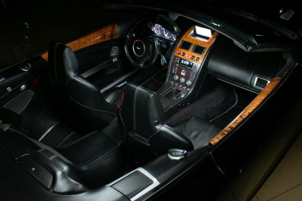 2007 Aston Martin DB9 Volante convertible 