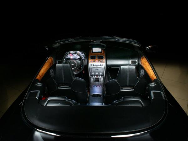 2007 Aston Martin DB9 Volante convertible 