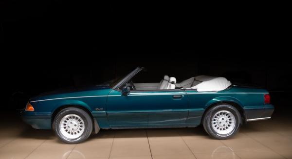 1990 Ford Mustang 7-Up convertible 