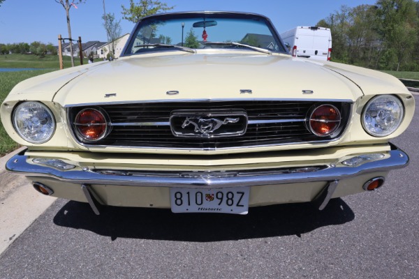 1966 FORD Mustang V-8 Convertible