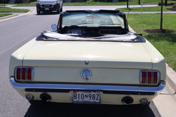 1966 FORD Mustang V-8 Convertible