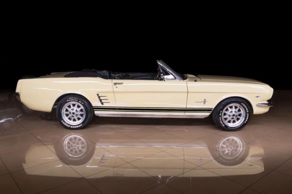 1966 Ford Mustang Convertible 