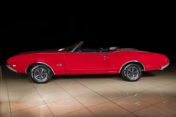 1969 Oldsmobile Cutlass 442 W30 Convertible 