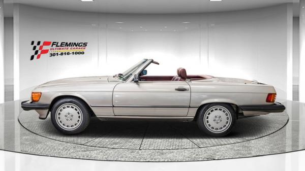 1989 Mercedes-Benz 560SL Roadster 