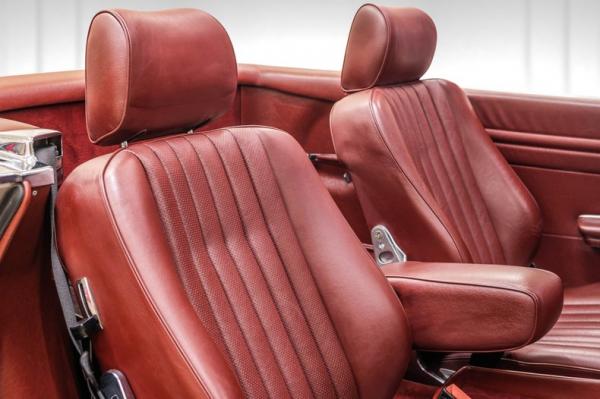 1989 Mercedes-Benz 560SL Roadster 