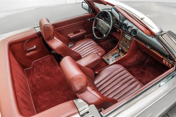 1989 Mercedes-Benz 560SL Roadster 