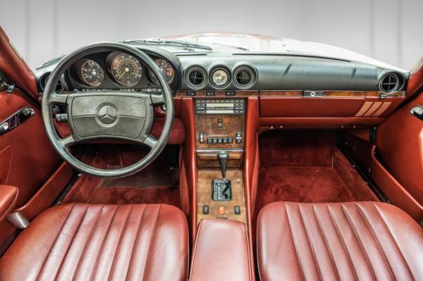 1989 Mercedes-Benz 560SL Roadster 