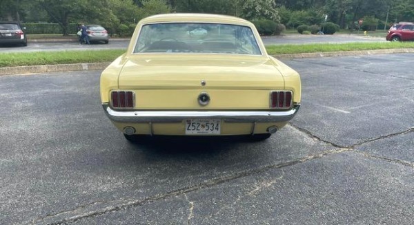 1965 FORD Mustang Pony