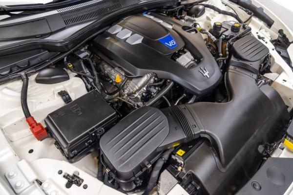 2019 Maserati Ghibli SQ4 Gran Lusso 