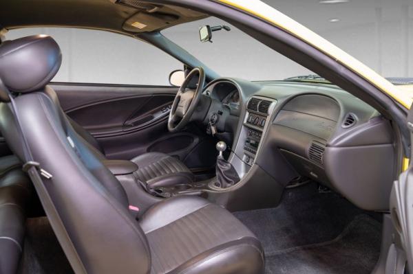 2003 Ford Mustang Mach 1 