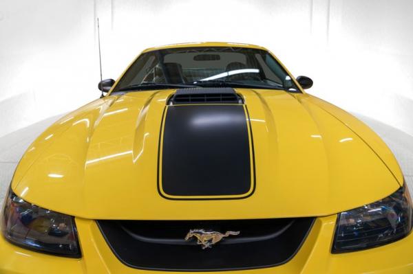 2003 Ford Mustang Mach 1 
