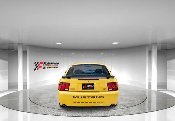 2003 Ford Mustang Mach 1 