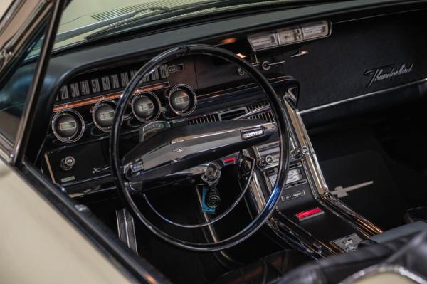 1966 Ford Thunderbird 428 convertible 