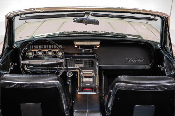 1966 Ford Thunderbird 428 convertible 