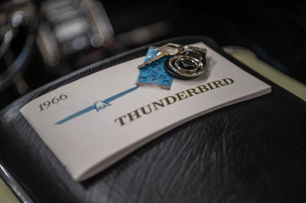 1966 Ford Thunderbird 428 convertible 